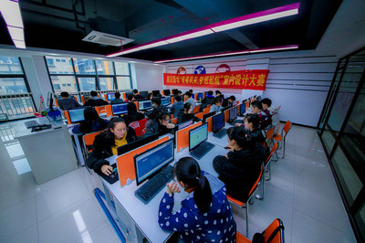 動(dòng)漫游戲開(kāi)發(fā)新秀 全國(guó)互聯(lián)網(wǎng)職業(yè)技能大賽的青春風(fēng)采